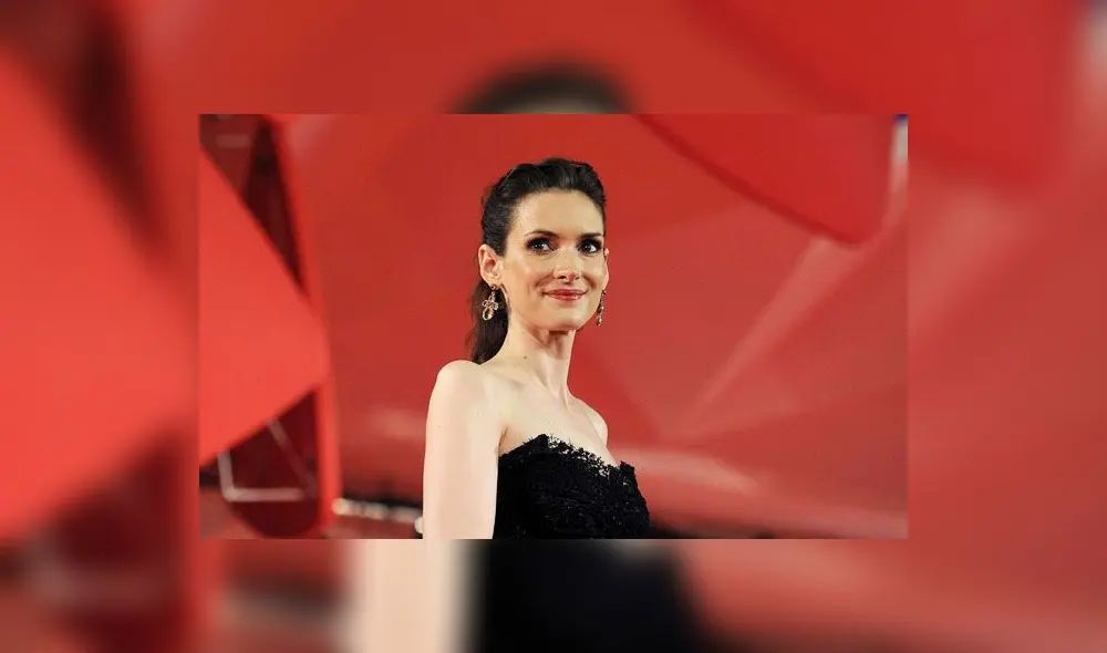 Winnona Ryder defiende a Johnny Deep de Amber Heard ante la corte