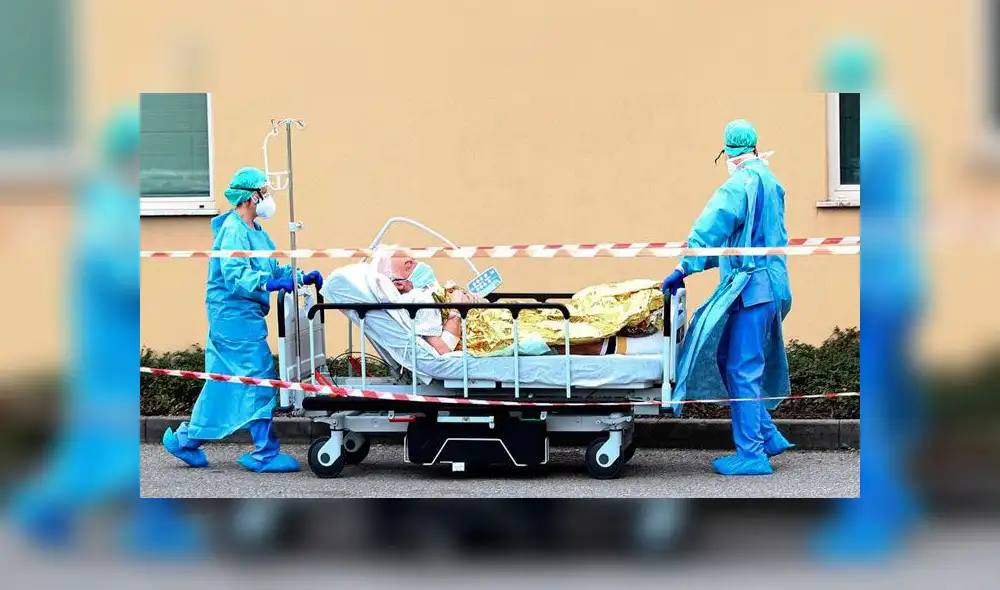 Radiografía muestra que los pulmones de primeros infectados por coronavirus estaban totalmente deteriorados. (Foto: EFE) Radiografía muestra que los pulmones de primeros infectados por coronavirus estaban totalmente deteriorados. (Foto: EFE)