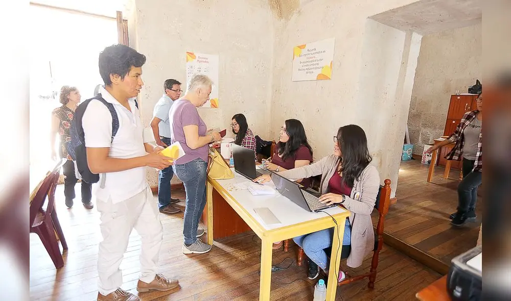VENTA DE ENTRADAS EN EL HAY FESTIVAL AREQUIPA VENTA DE ENTRADAS EN EL HAY FESTIVAL AREQUIPA
