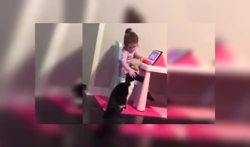 En YouTube, un señor instaló una cámara de seguridad para vigilar a su menor hija y se llevó emotiva sorpresa. En YouTube, un señor instaló una cámara de seguridad para vigilar a su menor hija y se llevó emotiva sorpresa.