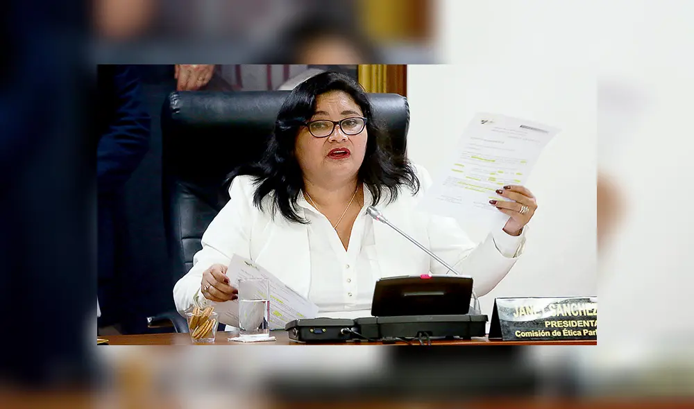 En la mira. Janet Sánchez ahora cuenta con el apoyo de su bancada y del aprofujimorismo. En la mira. Janet Sánchez ahora cuenta con el apoyo de su bancada y del aprofujimorismo.