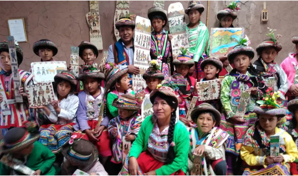 Venuca espera continuar transmitiendo sus saberes a las infancias y, terminada la pandemia, cumplir uno de sus .más grandes sueños: viajar por el mundo con su arte.