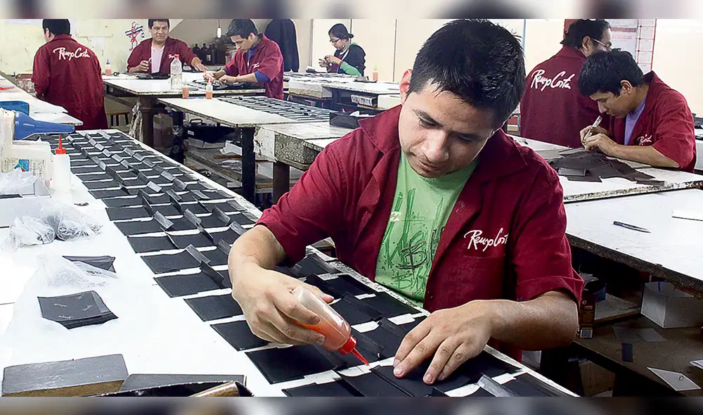 Emplazan al Gobierno a iniciar reformas que reactiven la industria