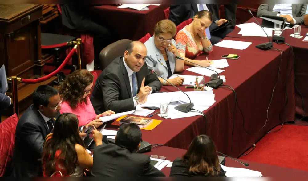 Congreso: tres ministros de Estado se presentan este lunes ante comisiones Congreso: tres ministros de Estado se presentan este lunes ante comisiones