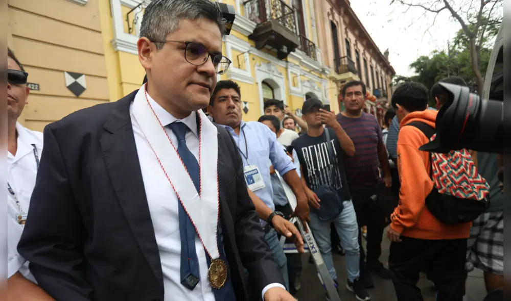 Dictamen del peritaje original, con firma, estaba dirigido a la titular de la 26 Fiscalía Provincial Penal de Lima, María del Pilar Peralta, quien investigaba a Fuerza Popular. Foto: Aldair Mejía / La República.
