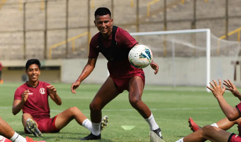 Futuro de Diego Chávez estaría en manos de comando comando técnico de Universitario. | Foto: Universitario de Deportes