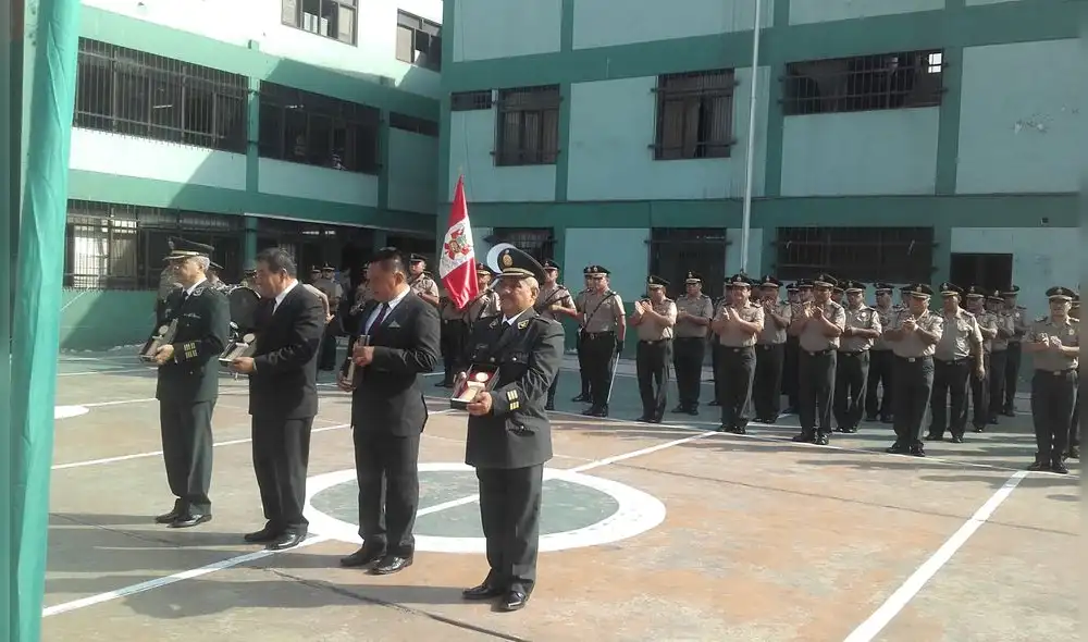 Destacan sacrificada labor de 4 policías que pasan al retiro por tiempo de servicio