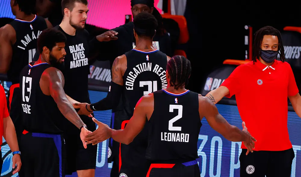 Clippers vencieron a los Dallas Mavericks por los Playoffs de la NBA. (FOTO: AFP).