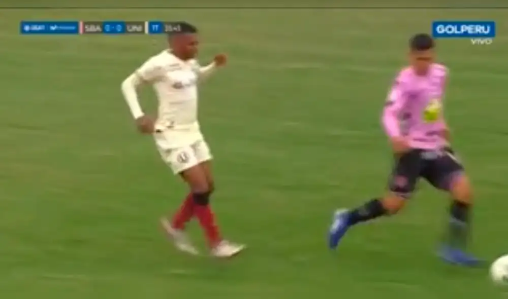 Universitario: Alberto Quintero sale lesionado del partido ante Sport Boys. Universitario: Alberto Quintero sale lesionado del partido ante Sport Boys.