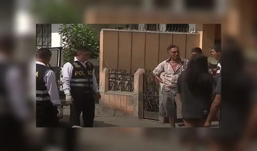 Rímac: hallan hombre muerto envuelto en bolsas en la vía pública Rímac: hallan hombre muerto envuelto en bolsas en la vía pública