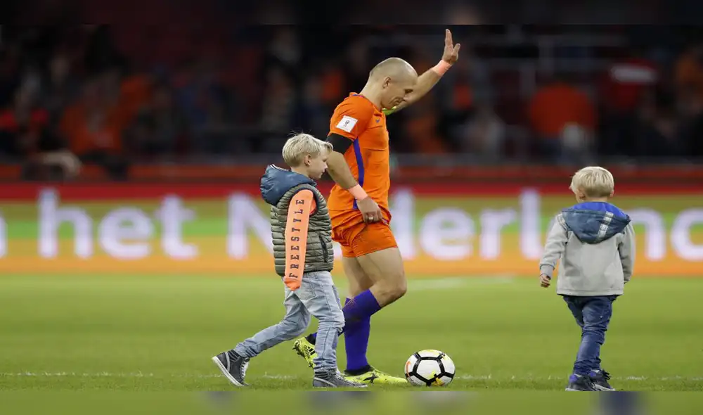 Arjen Robben anuncia su retiro de la selección de Holanda tras fracaso en Eliminatorias