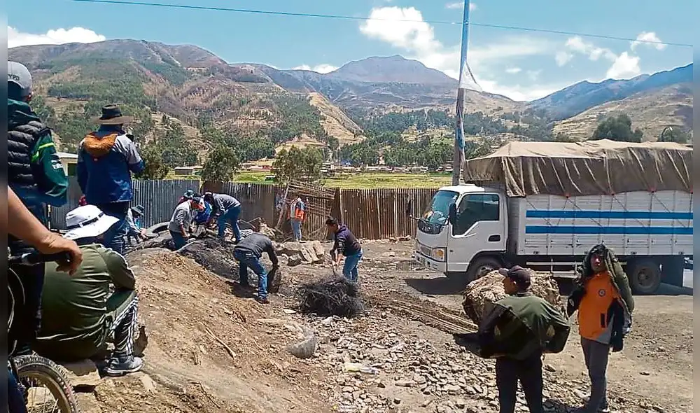 cerradas. Durante más de una semana vias fueron tomadas.