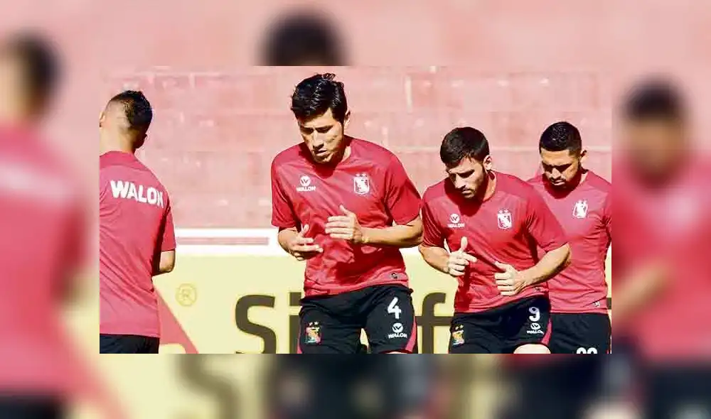 Campos en el arco de Melgar ante Piratas