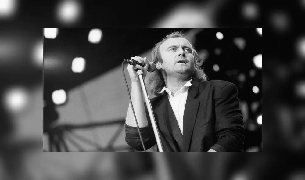 Cantante Phil Collins brinda concierto en silla de ruedas [FOTOS]