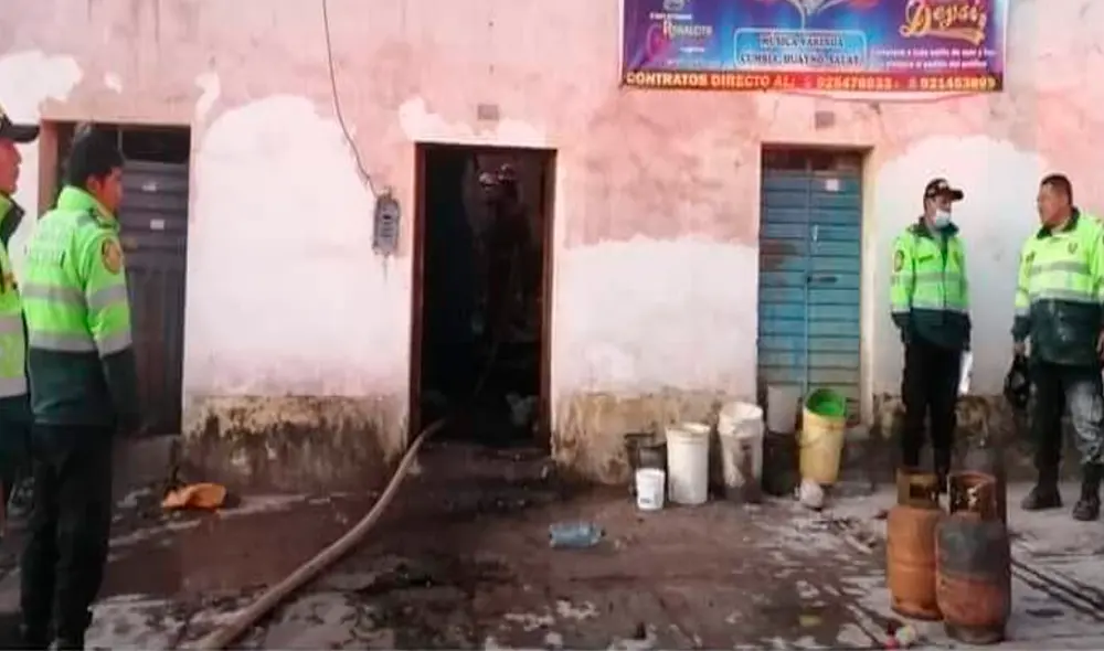 Familiares denunciaron que mujer necesita referencia con urgencia. Foto: Ritmo plustv-Puno Familiares denunciaron que mujer necesita referencia con urgencia. Foto: Ritmo plustv-Puno