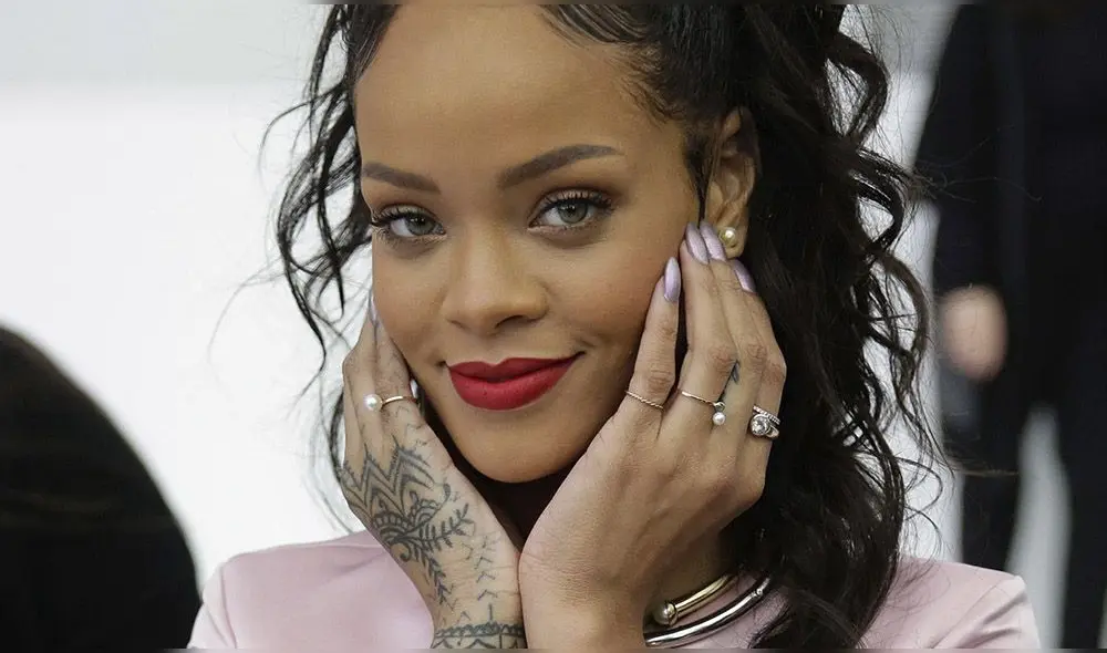 Rihanna ayudará a la investigación contra el cáncer de mama Rihanna ayudará a la investigación contra el cáncer de mama