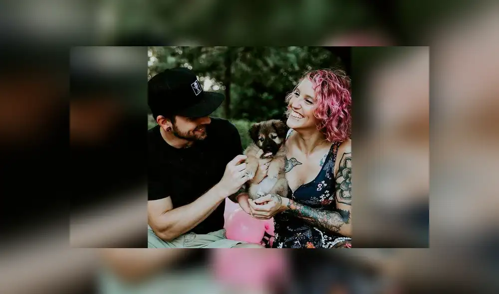 Desliza las imágenes hacia la izquierda para apreciar la tierna sorpresa que armó una pareja tras adoptar a una perrita. Fotos: Captura. Desliza las imágenes hacia la izquierda para apreciar la tierna sorpresa que armó una pareja tras adoptar a una perrita. Fotos: Captura.