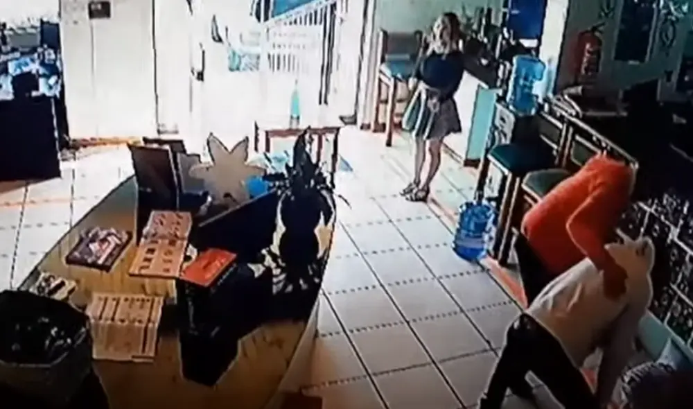 Desliza hacia la izquierda para ver las imágenes del video viral. Foto: Captura de YouTube.