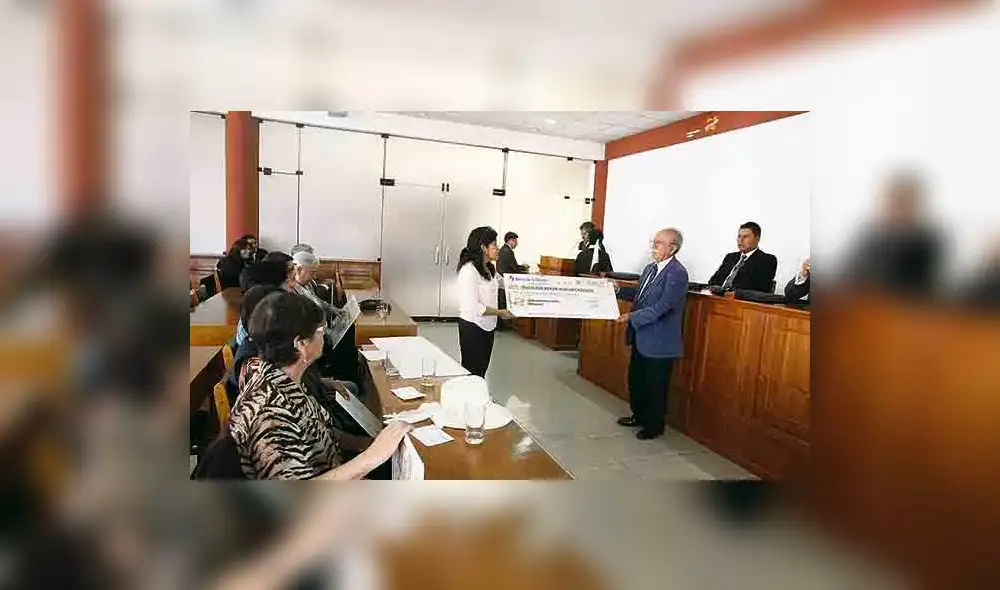 Conciliaciones para pagar la deuda social solo se hace con los docentes cesantes 