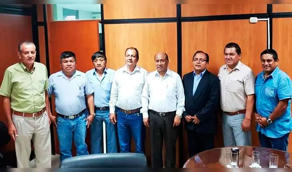 Piura: alcaldes se pronuncian sobre construcción de carretera La Costanera