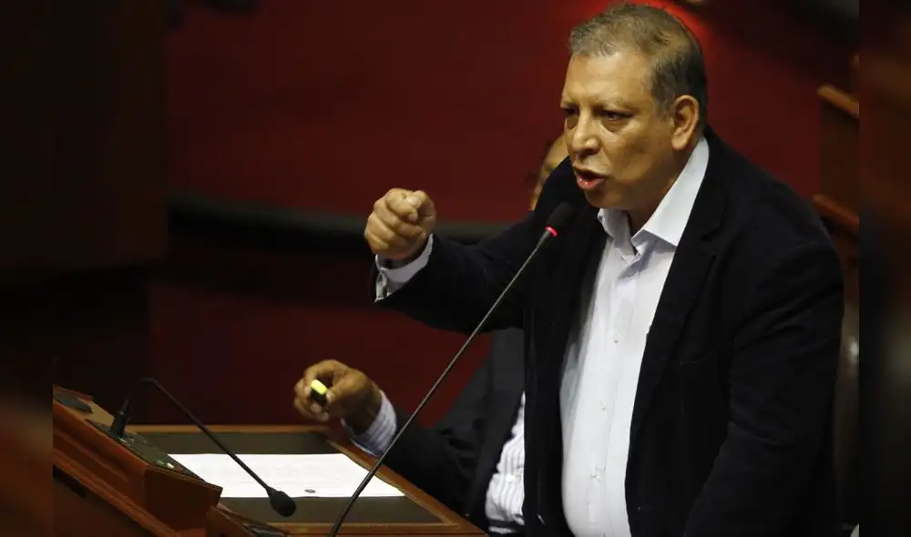 Recomiendan investigar a Arana y Apaza por presunta apología al terrorismo
