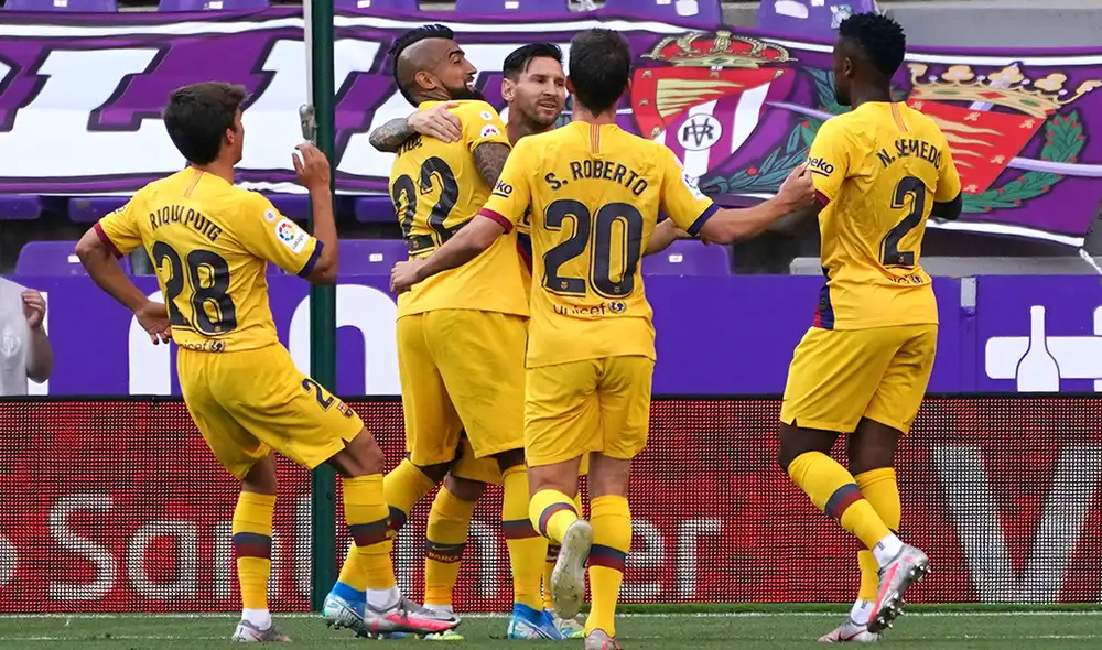 Arturo Vidal marcó el primer gol en el partido del FC Barcelona contra Valladolid. | Foto: AFP
