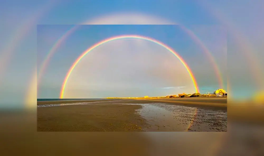 Un doble arcoíris apareció la tarde del 24 de mayo en Puerto Madryn, Patagonia argentina. Un doble arcoíris apareció la tarde del 24 de mayo en Puerto Madryn, Patagonia argentina.