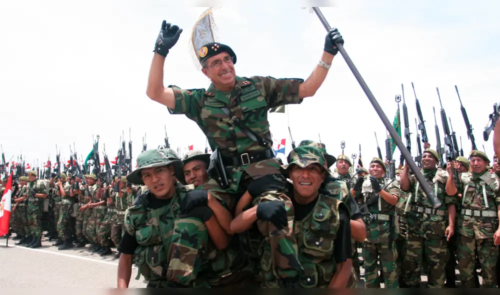 La razón por la que Edwin Donayre fue pasado al retiro del Ejército La razón por la que Edwin Donayre fue pasado al retiro del Ejército