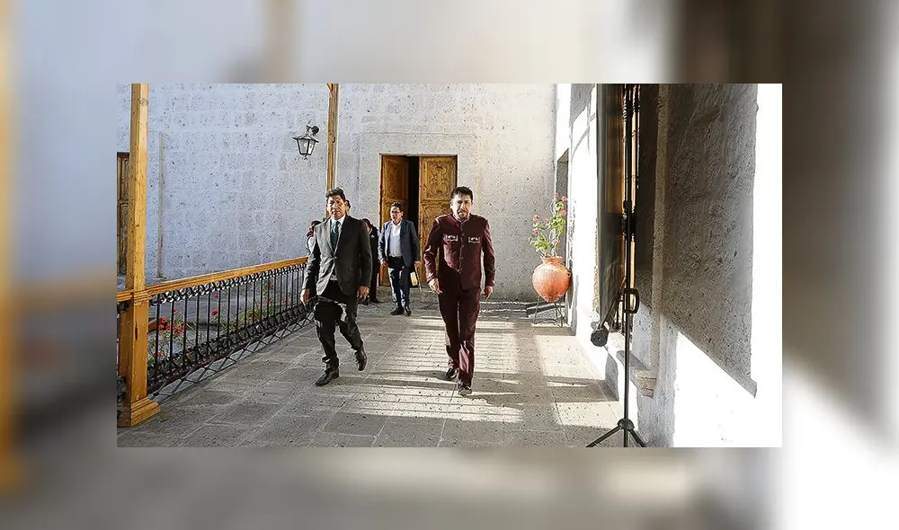 REUNION DE GOBERNADORES DEL SUR , ELMER CACERES LLICA , ZENON CUEVAS , JUAN TONCONI , LUIS HIDALGO REUNION DE GOBERNADORES DEL SUR , ELMER CACERES LLICA , ZENON CUEVAS , JUAN TONCONI , LUIS HIDALGO