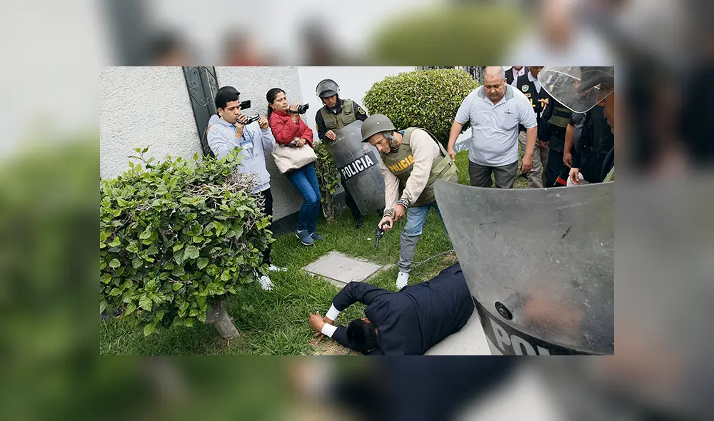 Reconstrucción. En junio de este año, la Policía estableció que el sicario que ejecutó al auditor de Sunat fue Jonathan Márquez, “Gringo”. Reconstrucción. En junio de este año, la Policía estableció que el sicario que ejecutó al auditor de Sunat fue Jonathan Márquez, “Gringo”.