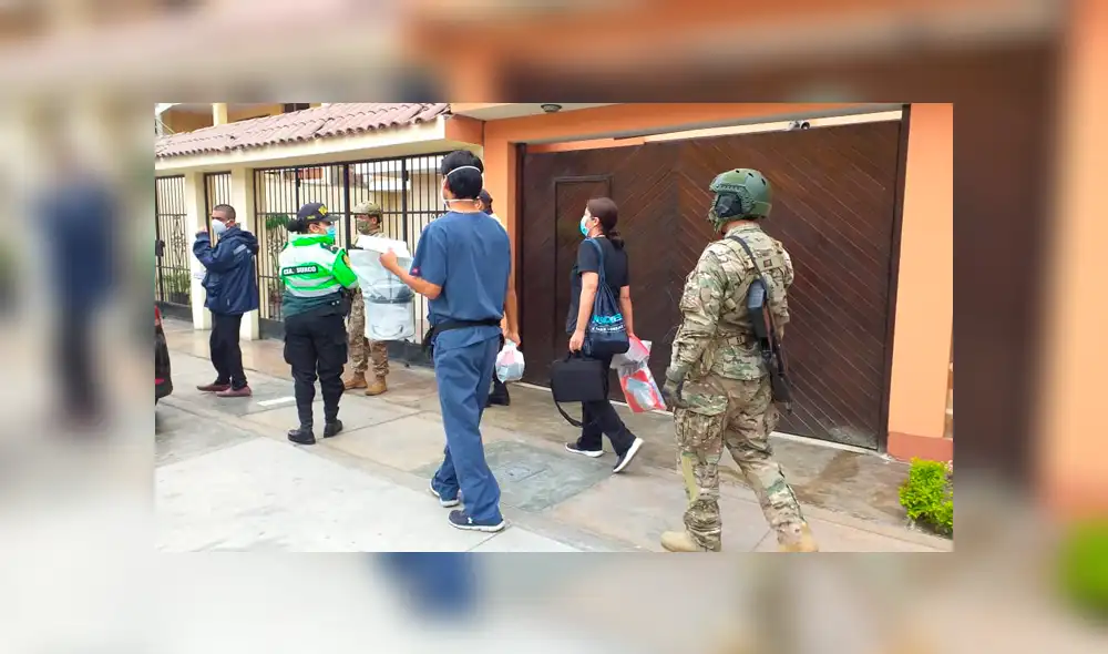 Minsa realiza pruebas de descarte casa por casa. Foto: Minsa Minsa realiza pruebas de descarte casa por casa. Foto: Minsa