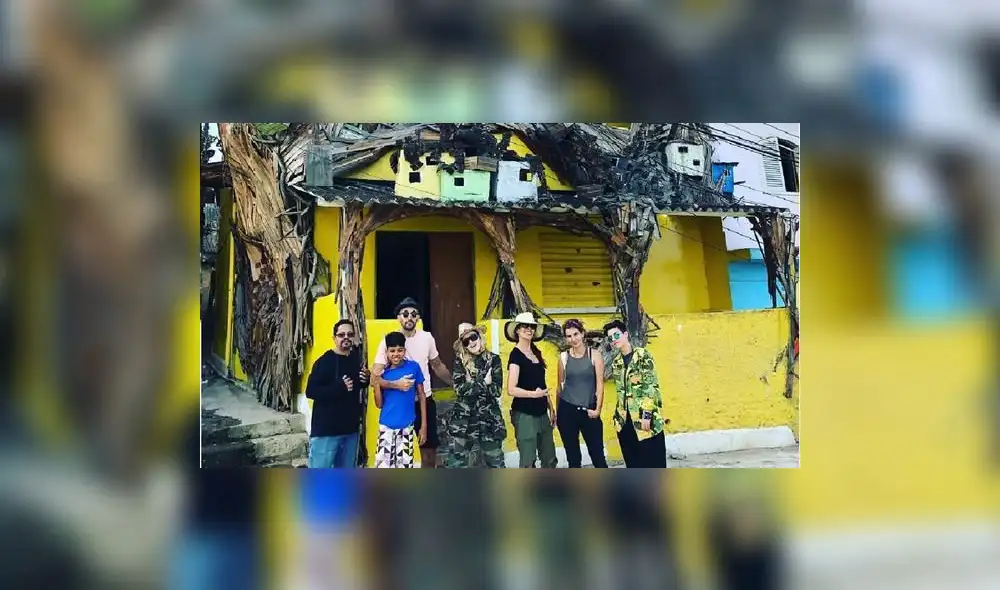 Madonna visita una favela en Río de Janeiro