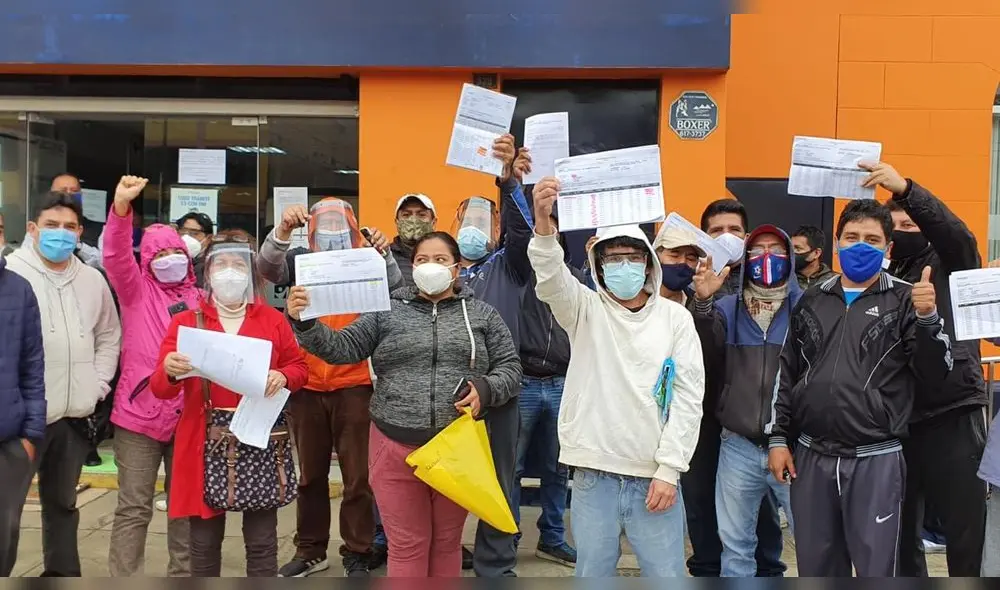 Taxistas protestan contra financiera | Créditos: Johann Klug Taxistas protestan contra financiera | Créditos: Johann Klug