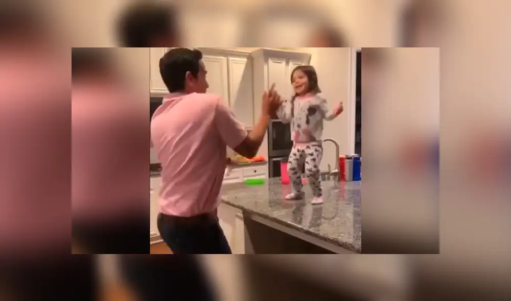 Facebook viral: madre vuelve a casa y ve a su esposo e hija en una enternecedora escena [VIDEO]