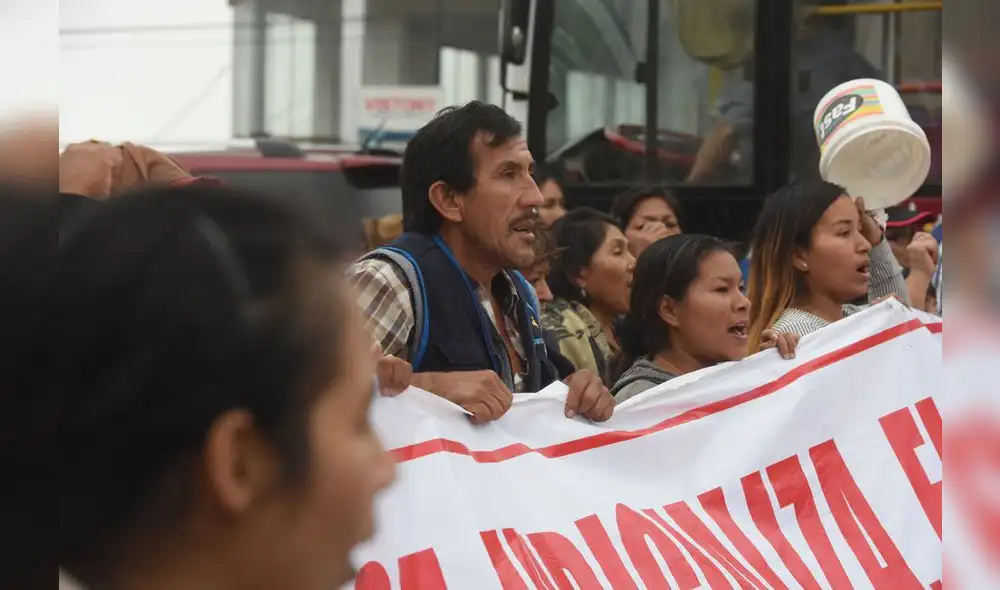 Vecinos de Carabayllo bloquearon la entrada de Canta exigiendo agua [FOTOS]
