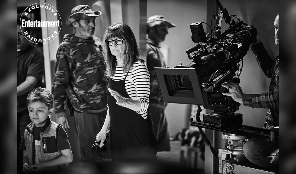 Modern family: revelan emotivas fotografías del último día de rodaje [GALERÍA]