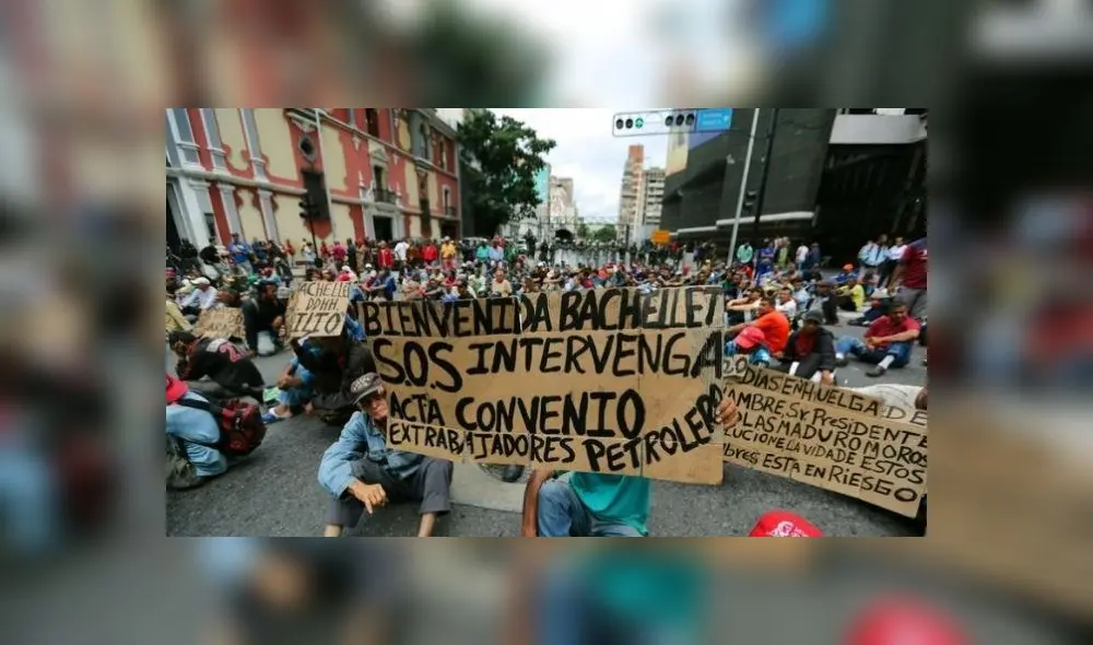 Crisis en Venezuela. Protestas y caos ante la visita de expresidenta chilena a Venezuela. Foto: EFE. Crisis en Venezuela. Protestas y caos ante la visita de expresidenta chilena a Venezuela. Foto: EFE.