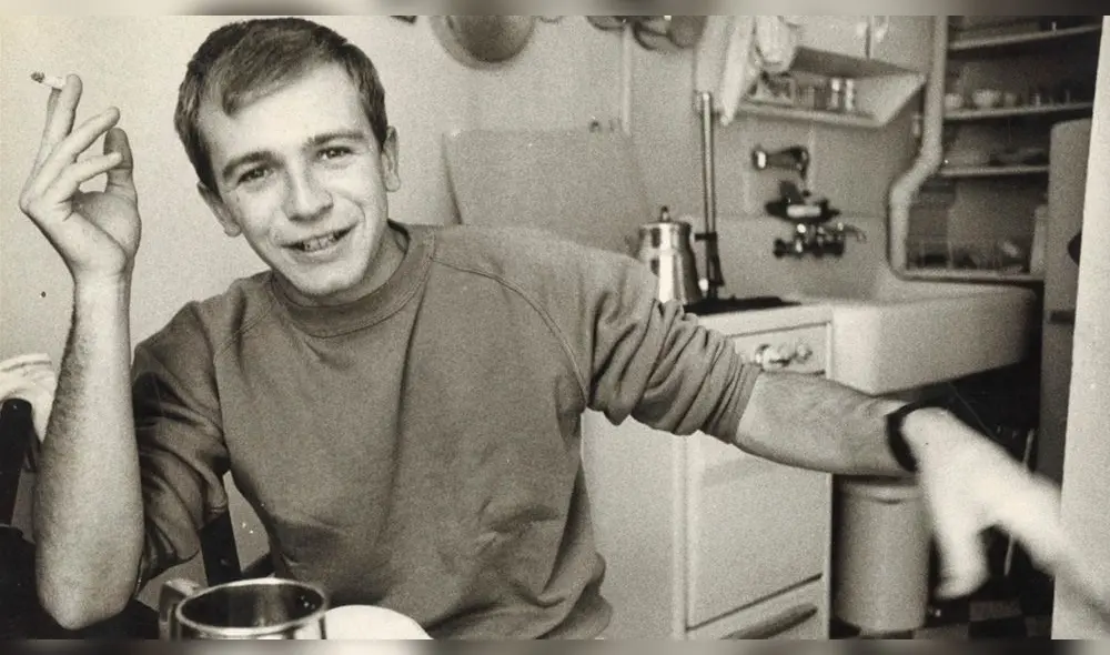 El norteamericano dedicó más de cincuenta años de su vida a la creación de obras que luego fueron llevadas al teatro y la televisión. El norteamericano dedicó más de cincuenta años de su vida a la creación de obras que luego fueron llevadas al teatro y la televisión.