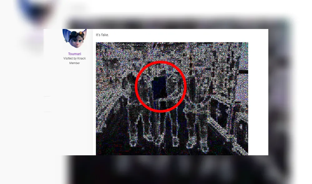 Un análisis de la foto muestra menor cantidad de ruido justo en la superficie de la PS5, lo que sería señal de montaje. Un análisis de la foto muestra menor cantidad de ruido justo en la superficie de la PS5, lo que sería señal de montaje.