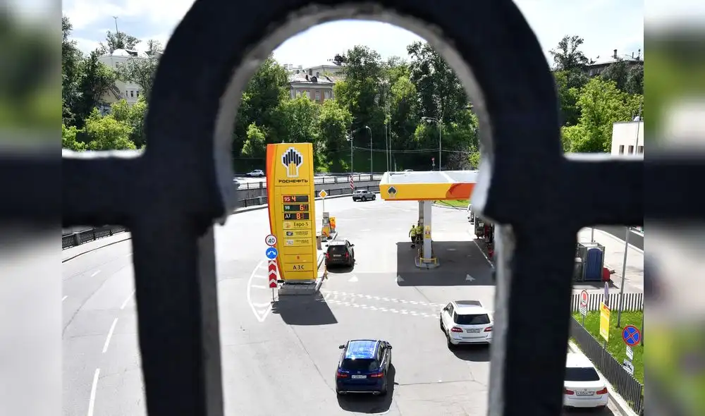 Rosneft sufre pérdida millonaria de 3.500 millones de dólares en dos horas tras sanciones de EE. UU. Foto: AFP.
