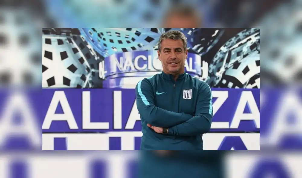 Pablo Bengoechea fue elegido como el mejor técnico de la Liga 1 Movistar 2019