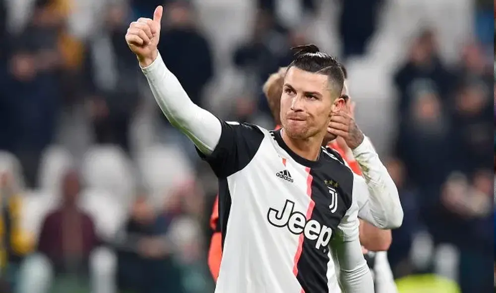 Cristiano Ronaldo acata la cuarentena en su residencia de Madeira.