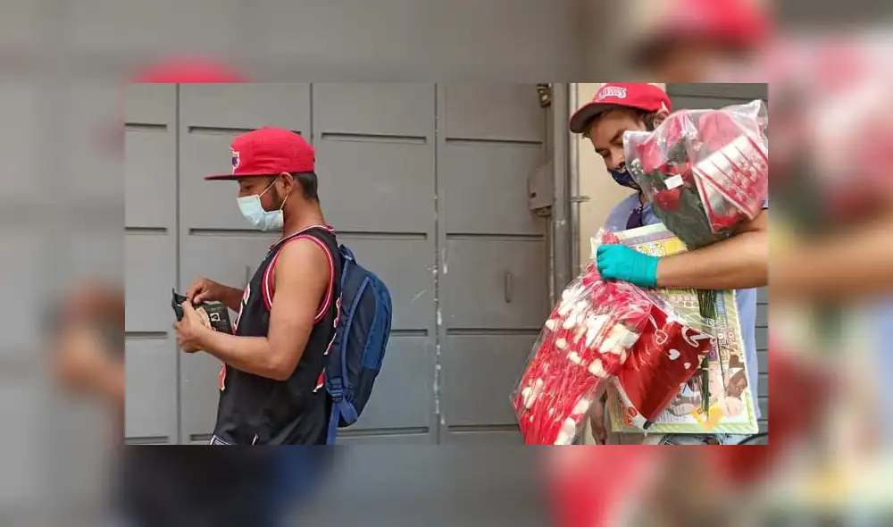 Venta de rosas por el Día de la Madre. Créditos: URPI-GLR