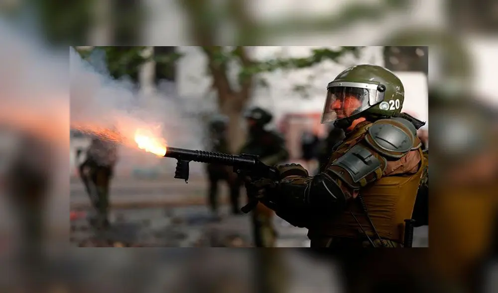 Carabineros lleva semanas de intensos enfrentamientos con miles de protestantes. Foto: EFE