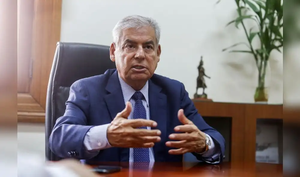 optimista. Villanueva confía en que, "a empujones", van a cumplir la meta de la reforma.