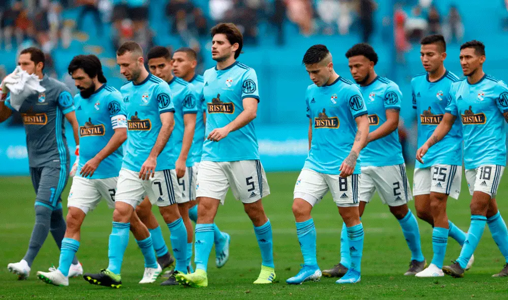 Universitario, Alianza Lima y Sporting Cristal candidatos al campeón del Torneo Clausura. Universitario, Alianza Lima y Sporting Cristal candidatos al campeón del Torneo Clausura.