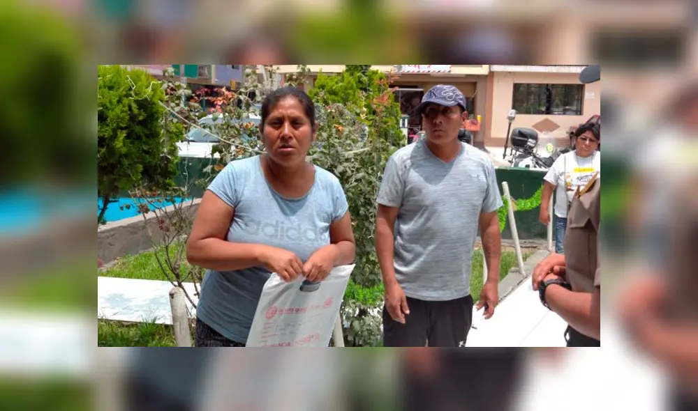 Hermanos de mujer que fue golpeada por su expareja y padre de su niño de 6 años. Créditos: Christian Moreno / La República. Hermanos de mujer que fue golpeada por su expareja y padre de su niño de 6 años. Créditos: Christian Moreno / La República.