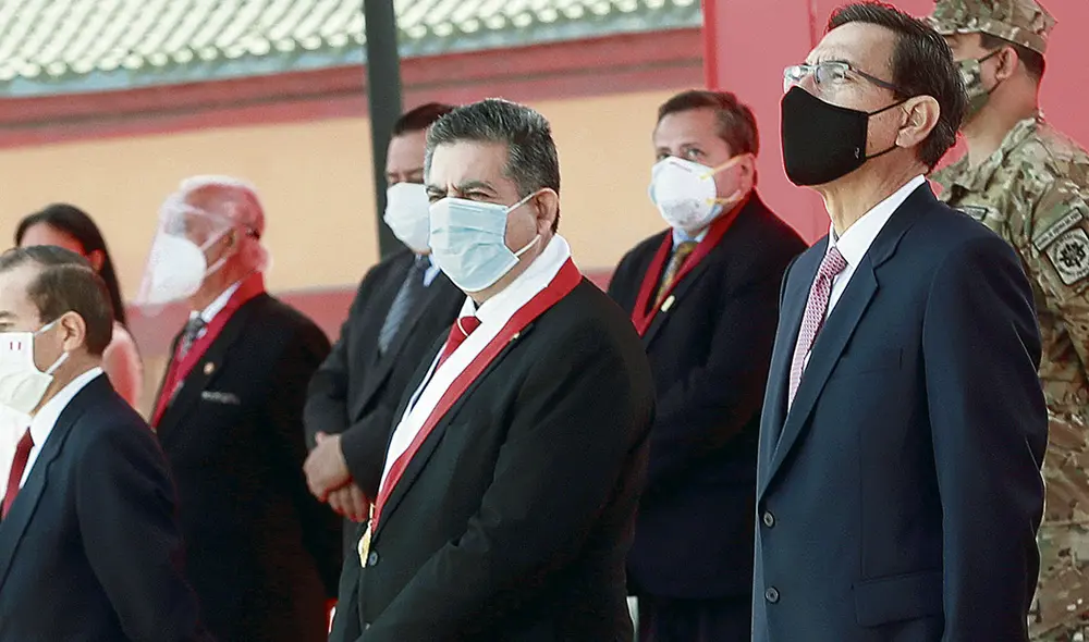 Encuentro. El presidente Martín Vizcarra y el titular del Parlamento, Manuel Merino; ambos son parte de un proceso competencial ante el Tribunal Constitucional por el proceso de vacancia. Foto: Mindef
