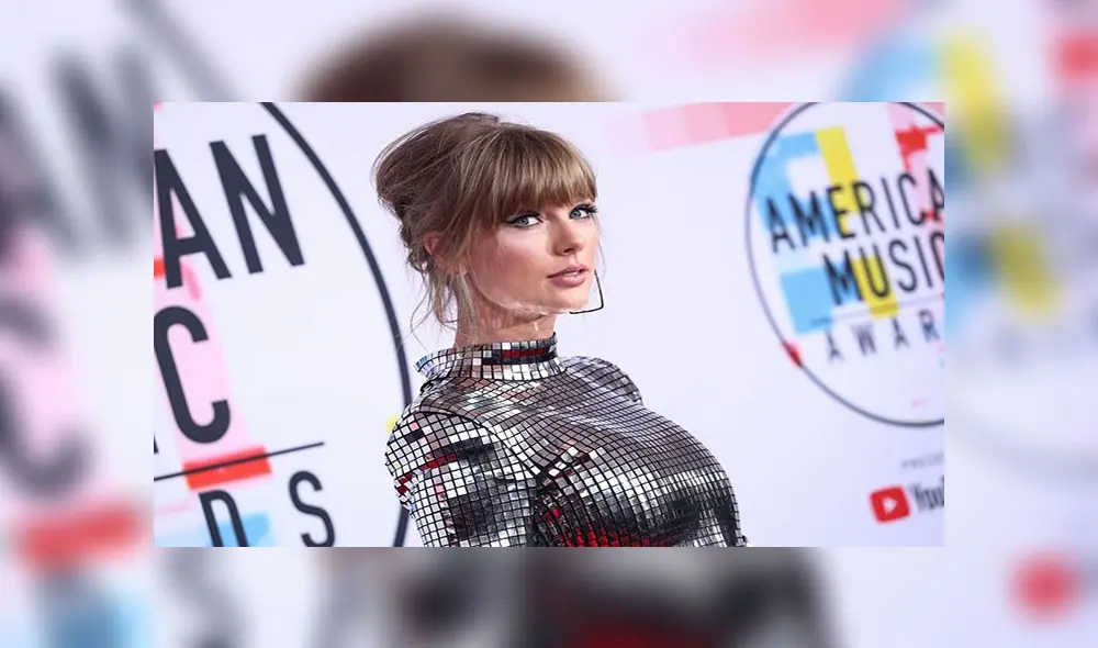 Mandatory Credit: Photo by John Salangsang/BFA/REX/Shutterstock (9919915p)Taylor SwiftAmerican Music Awards, Arrivals, Los Angeles, USA - 09 Oct 2018