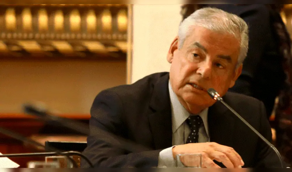 César Villanueva renunció a la PCM tras cumplir casi un año de gestión